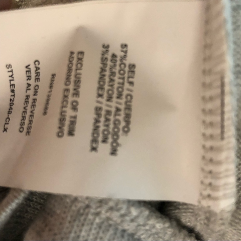 SKYLAR & JADE NWT Top Heather Grey - Picture 8 of 8